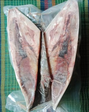 Đầu và đuôi cá thu